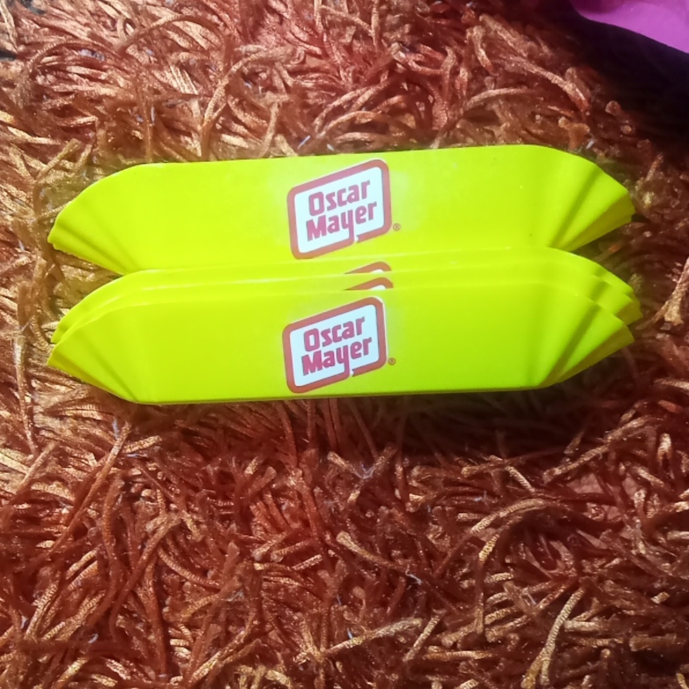 4 Hot Dog holders